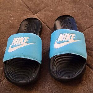 Nike Victori One slides - Light Blue & Black - Women's Size 8
